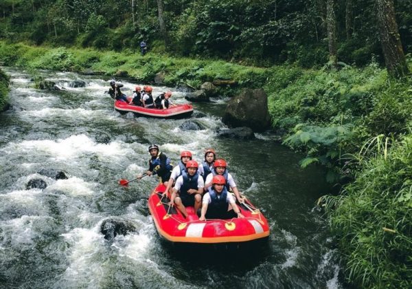rafting (PT Bandung Outbound Adventure)